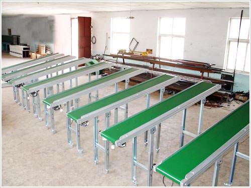 皮帶輸送機(jī)